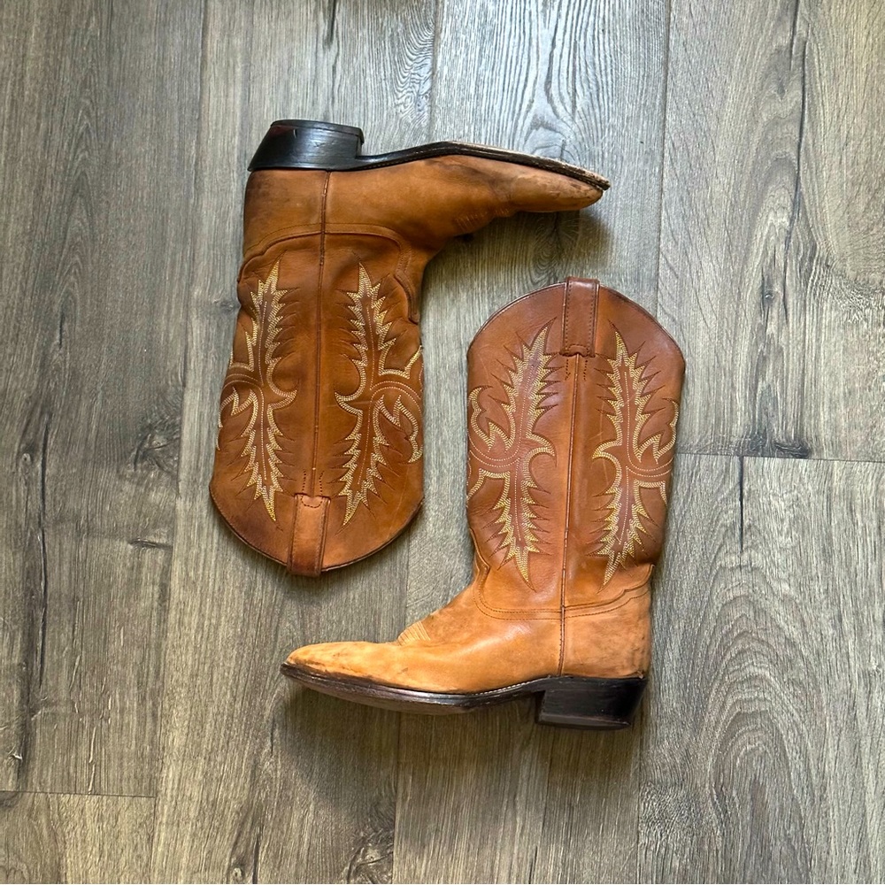‼️ SOLD ‼️ Vintage Brown Suede Tony Lama Cowboy Boots | Unisex